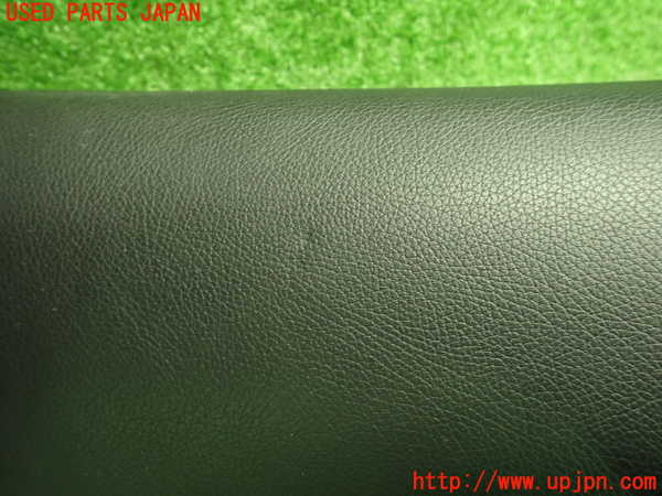 1UPJ-9234497516]ベンツ C180 クーペ(205340C)(205)グローブボックス1 中古_3