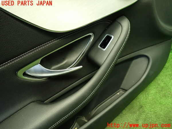 1UPJ-9234491264]ベンツ C180 クーペ(205340C)(205)左ドア内張り 中古_2