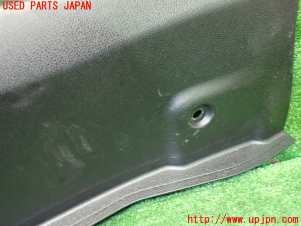 1UPJ-9234497771]ベンツ C180 クーペ(205340C)(205)ラゲッジトレイ1 中古_4