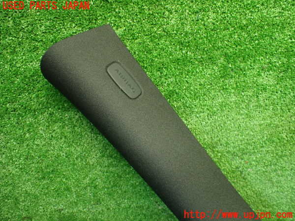 1UPJ-9234497660]ベンツ C180 クーペ(205340C)(205)左フロントピラートリム 中古_2