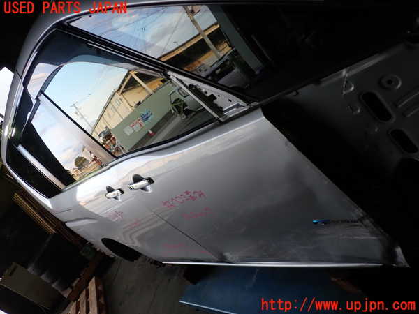 1UPJ-9234501230]セレナ Sハイブリッド(HC26)右前ドア ジャンク_3
