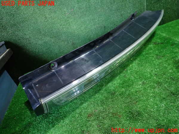 1UPJ-9234501530]セレナ Sハイブリッド(HC26)右テールランプ 中古_3