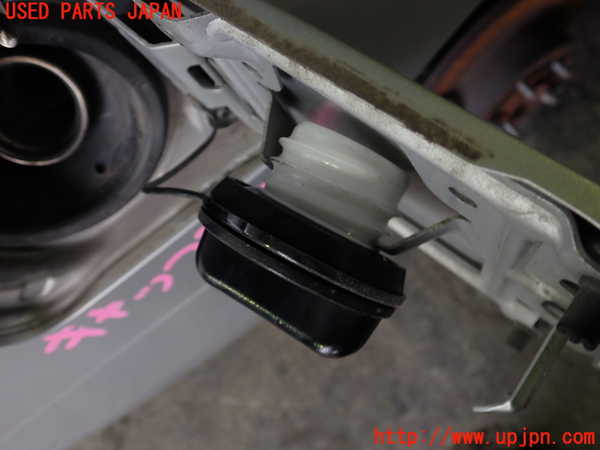 1UPJ-9234501690]セレナ Sハイブリッド(HC26)フューエルリッド 中古_3