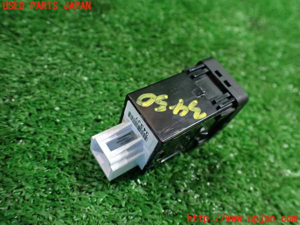 1UPJ-9234506310]セレナ Sハイブリッド(HC26)スイッチ5 中古_2