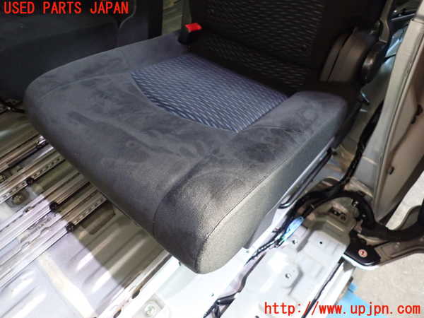 1UPJ-9234507175]セレナ Sハイブリッド(HC26)左2列目シート 中古_3