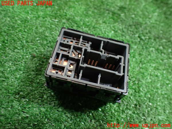 1UPJ-9234506280]セレナ Sハイブリッド(HC26)ミラースイッチ 中古_2