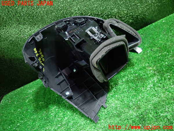 1UPJ-9234507527]セレナ Sハイブリッド(HC26)エアコン吹き出し口2 中古_3