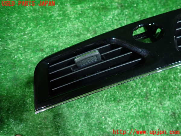 1UPJ-9234507528]セレナ Sハイブリッド(HC26)エアコン吹き出し口3 中古_5