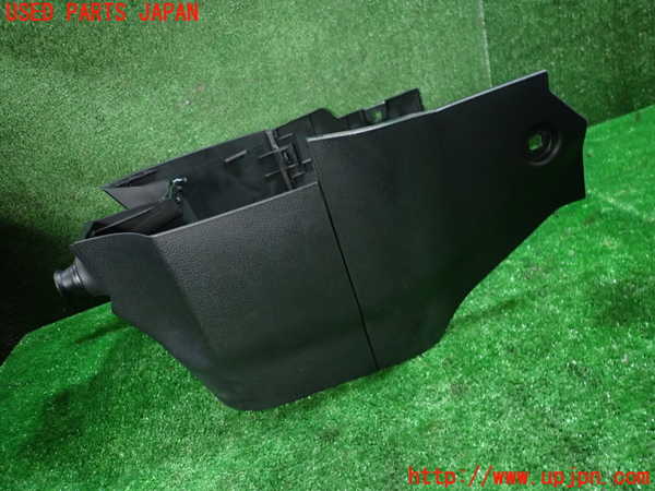 1UPJ-9234507549]セレナ Sハイブリッド(HC26)コンソール 中古_2