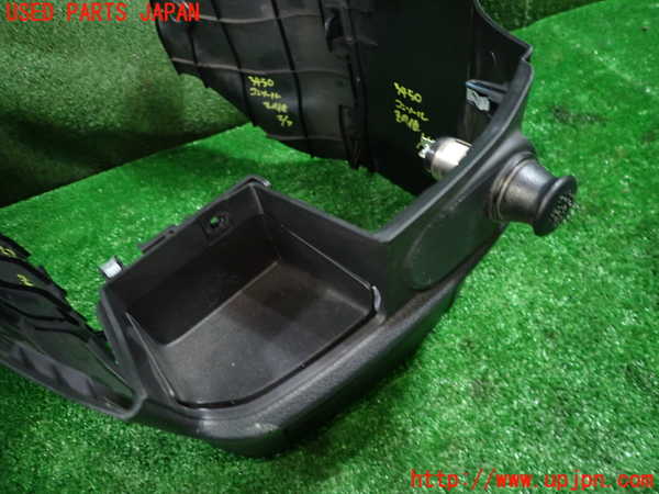 1UPJ-9234507549]セレナ Sハイブリッド(HC26)コンソール 中古_4