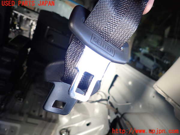 1UPJ-9234507215]セレナ Sハイブリッド(HC26)3列目シートベルト 中古_2