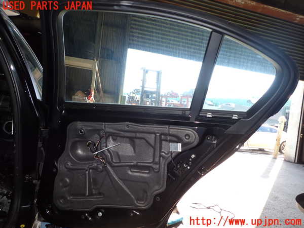 1UPJ-9234511290]BMW 320i(PG20)(E90)右後ドア 中古(43R-00083 M272)_5