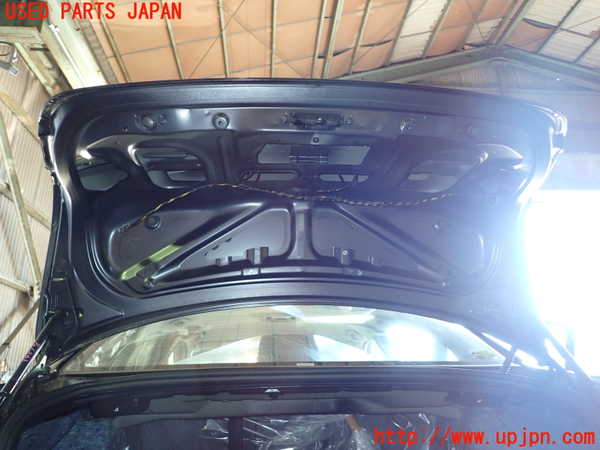 1UPJ-9234511500]BMW 320i(PG20)(E90)トランク 中古_5