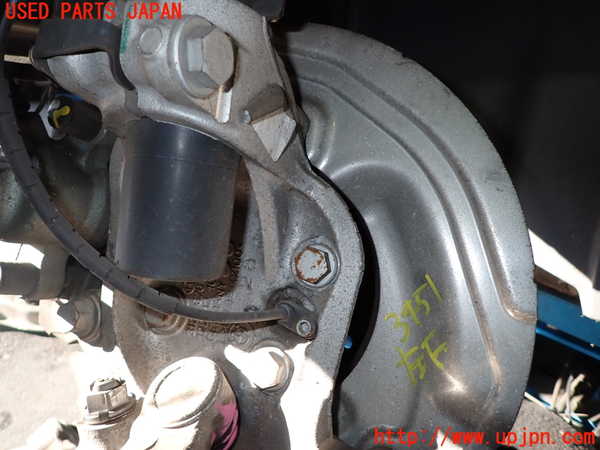 1UPJ-9234514295]BMW 320i(PG20)(E90)左フロントナックルハブ 中古_2