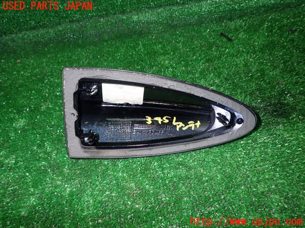 1UPJ-9234516550]BMW 320i(PG20)(E90)アンテナ 中古_3