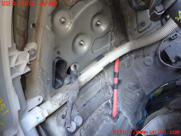 1UPJ-9234516791]BMW 320i(PG20)(E90)ウォッシャータンク1 中古_2