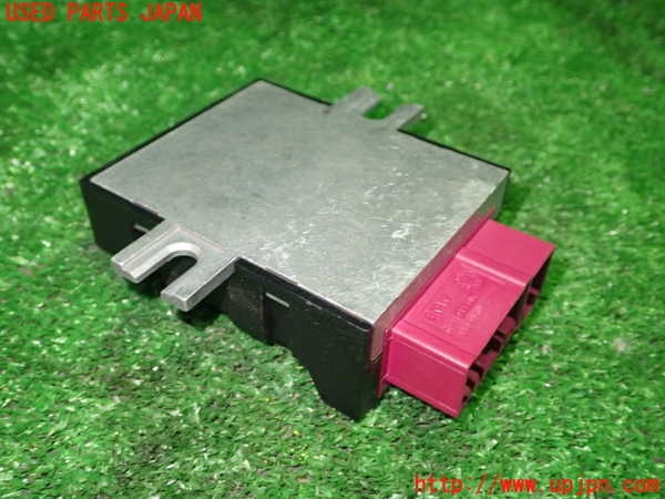 1UPJ-9234516146]BMW 320i(PG20)(E90)コンピューター1 中古_3