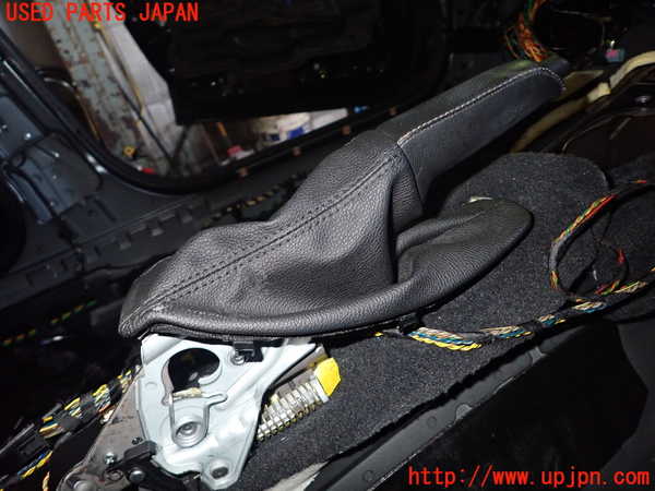 1UPJ-9234517550]BMW 320i(PG20)(E90)サイドブレーキレバー 中古_2