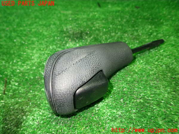 1UPJ-9234517570]BMW 320i(PG20)(E90)シフトノブ 中古_3