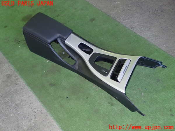 1UPJ-9234517540]BMW 320i(PG20)(E90)センターコンソール 中古_2