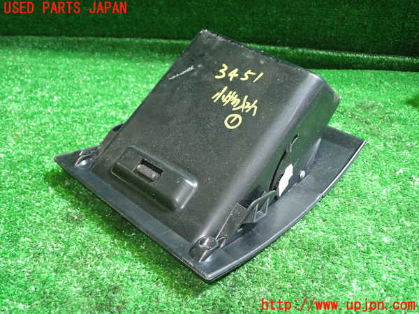 1UPJ-9234517841]BMW 320i(PG20)(E90)小物入れ1 中古_2