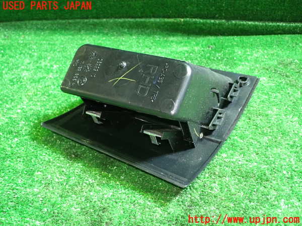 1UPJ-9234517841]BMW 320i(PG20)(E90)小物入れ1 中古_3