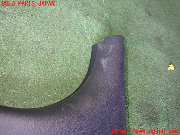 1UPJ-9234517665]BMW 320i(PG20)(E90)右センターピラートリム 中古_3