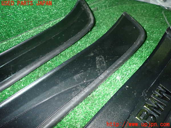 1UPJ-9234517740]BMW 320i(PG20)(E90)スカッフプレート 中古_4