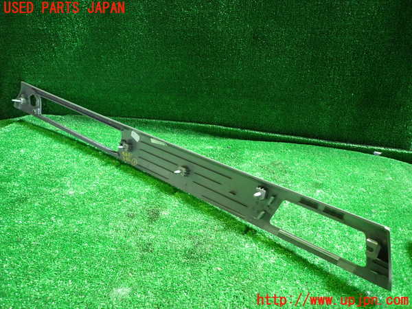 1UPJ-9234517692]BMW 320i(PG20)(E90)内装トリム類2 中古_5