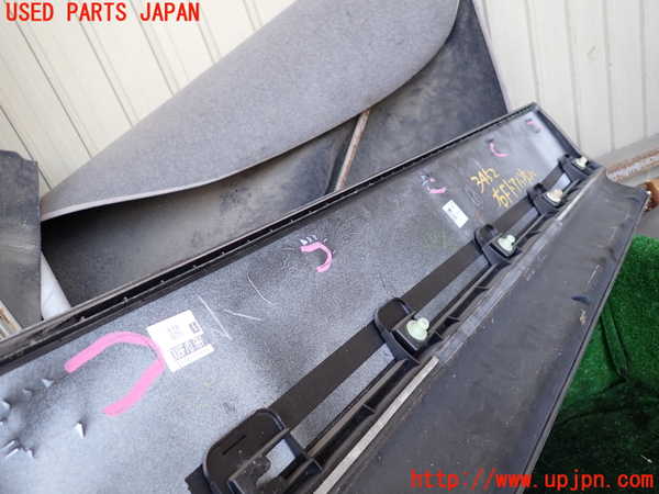 1UPJ-9234521232]セレナ(GFC27)右前ドアパネル 中古_4
