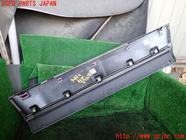 1UPJ-9234521262]セレナ(GFC27)左前ドアパネル 中古_2