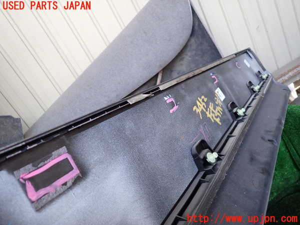 1UPJ-9234521262]セレナ(GFC27)左前ドアパネル 中古_3