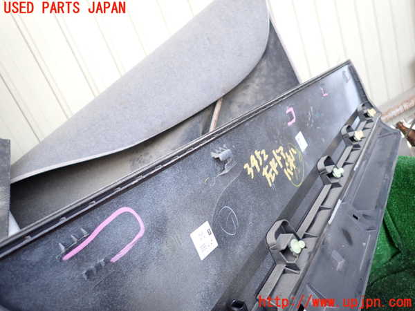 1UPJ-9234521322]セレナ(GFC27)左後ドアパネル 中古_3