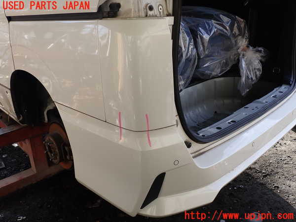 1UPJ-9234521610]セレナ(GFC27)リアバンパー 中古_4