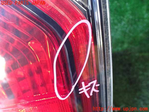 1UPJ-9234521536]セレナ(GFC27)左テールランプ 中古_2
