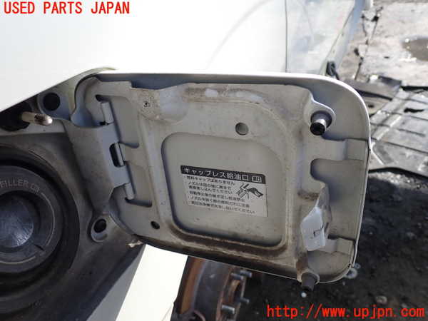 1UPJ-9234521690]セレナ(GFC27)フューエルリッド 中古_2