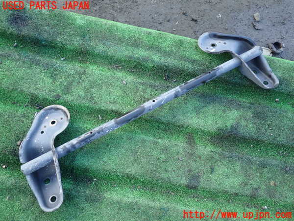 1UPJ-9234525296]セレナ(GFC27)メンバー1 中古_2