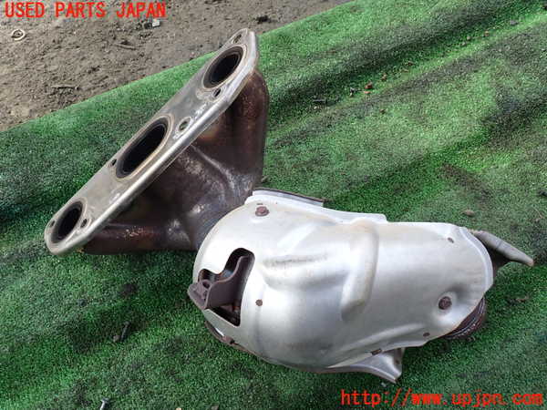 1UPJ-9234522041]セレナ(GFC27)エキマニ1 触媒 マニバーター 中古_2