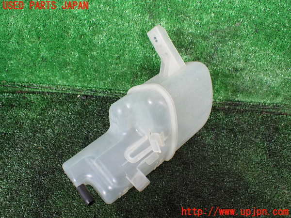 1UPJ-9234522410]セレナ(GFC27)ラジエータータンク 中古_2