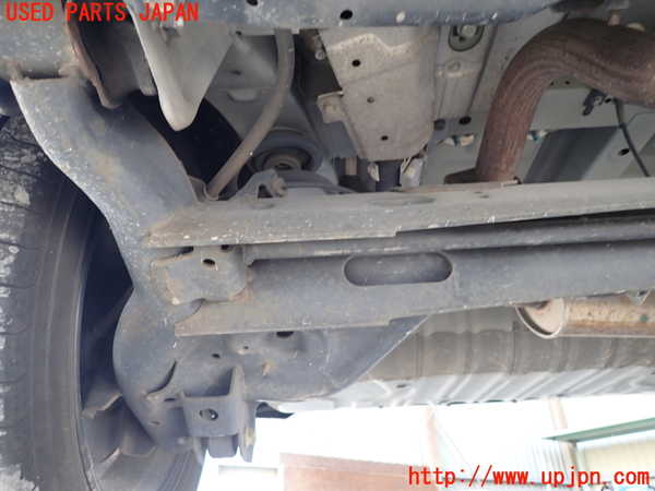 1UPJ-9234525380]セレナ(GFC27)リアアクスルビーム 中古_2