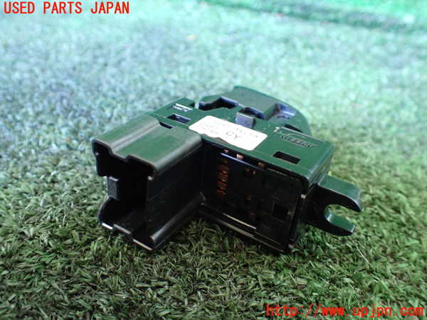 1UPJ-9234526245]セレナ(GFC27)左前パワーウィンドウスイッチ 中古_2