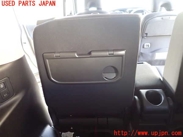 1UPJ-9234527175]セレナ(GFC27)左2列目シート 中古_5