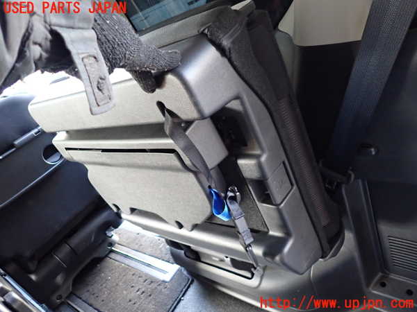 1UPJ-9234527235]セレナ(GFC27)右3列目シート 中古_5