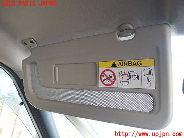 1UPJ-9234527630]セレナ(GFC27)室内サンバイザー左側 中古_2