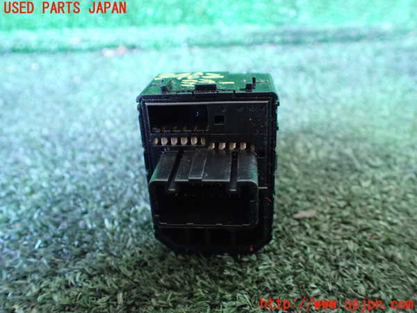 1UPJ-9234526280]セレナ(GFC27)ミラースイッチ 中古_2