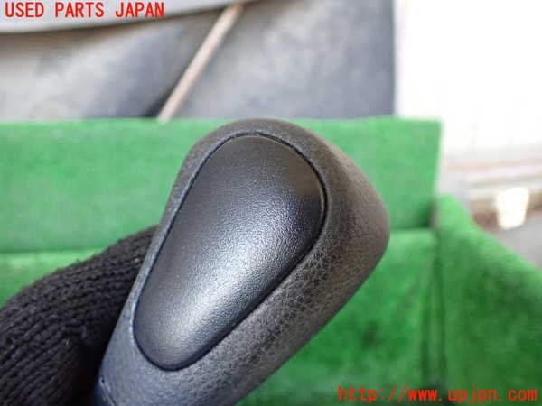 1UPJ-9234527570]セレナ(GFC27)シフトノブ 中古_2