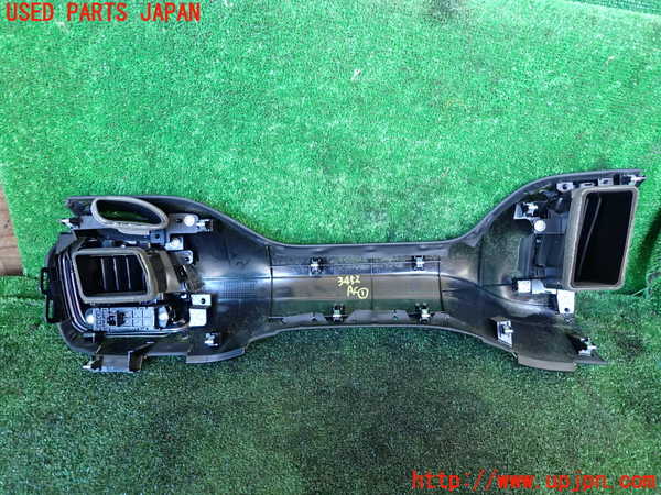 1UPJ-9234527526]セレナ(GFC27)エアコン吹き出し口1 中古_3