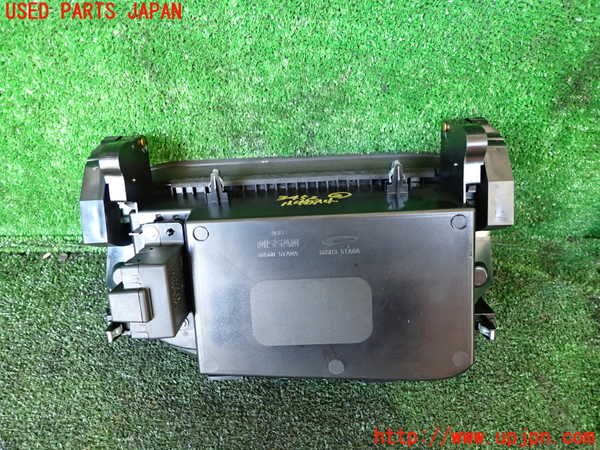 1UPJ-9234527842]セレナ(GFC27)小物入れ2 中古_3