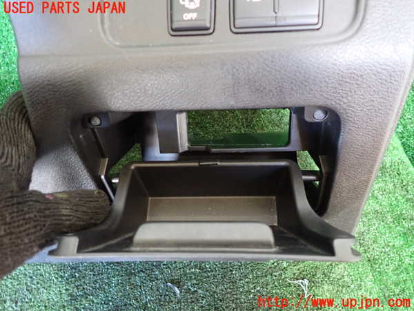 1UPJ-9234527843]セレナ(GFC27)小物入れ3 中古_2