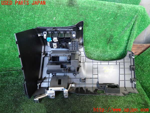1UPJ-9234527843]セレナ(GFC27)小物入れ3 中古_4